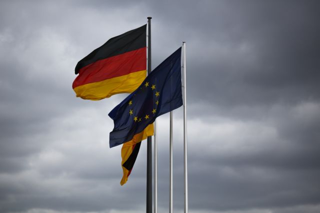 Πώς σχολιάζουν γερμανοί πολιτικοί την εξαγγελία δημοψηφίσματος
